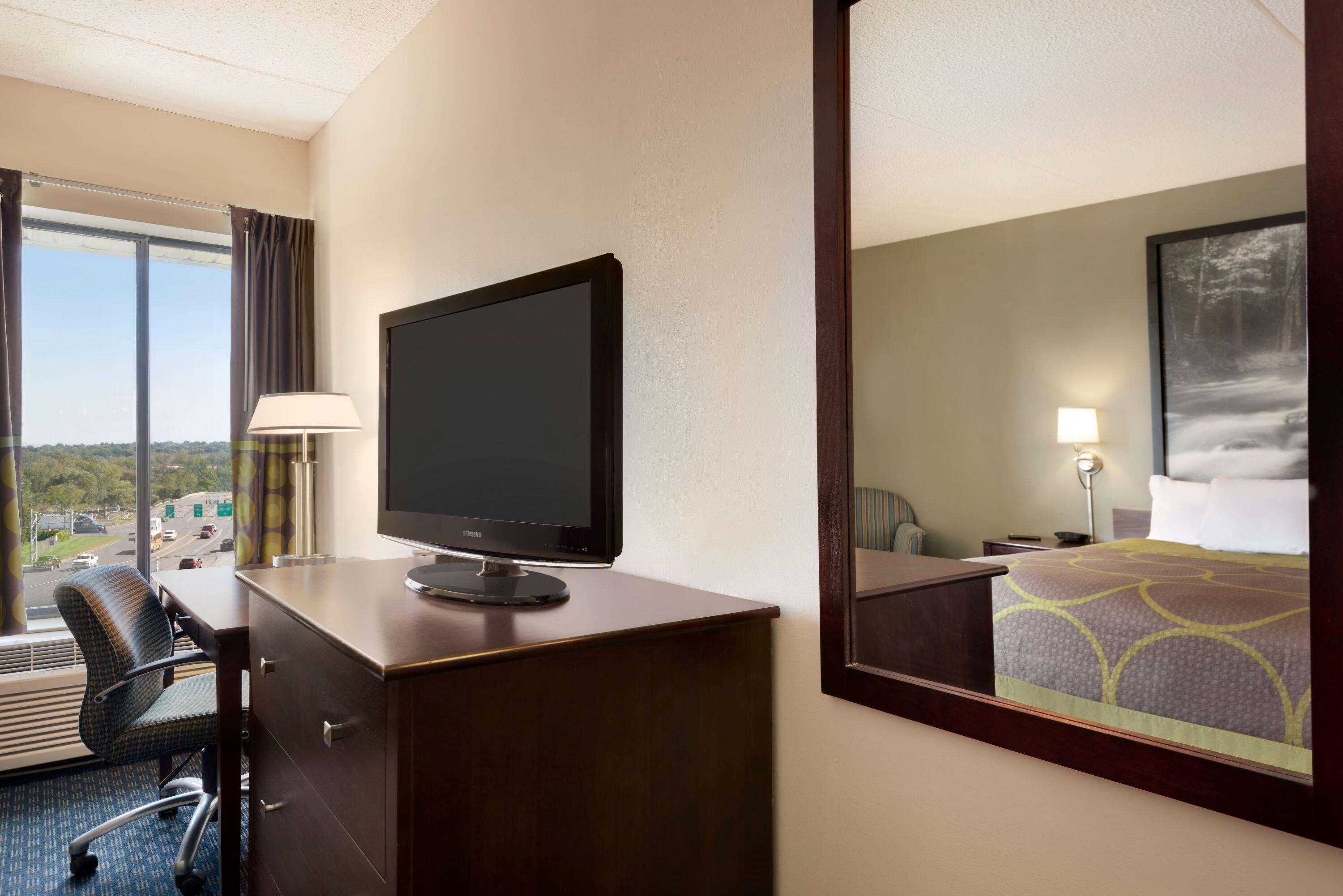 Super 8 By Wyndham Liverpool/Syracuse North Airport Exterior foto