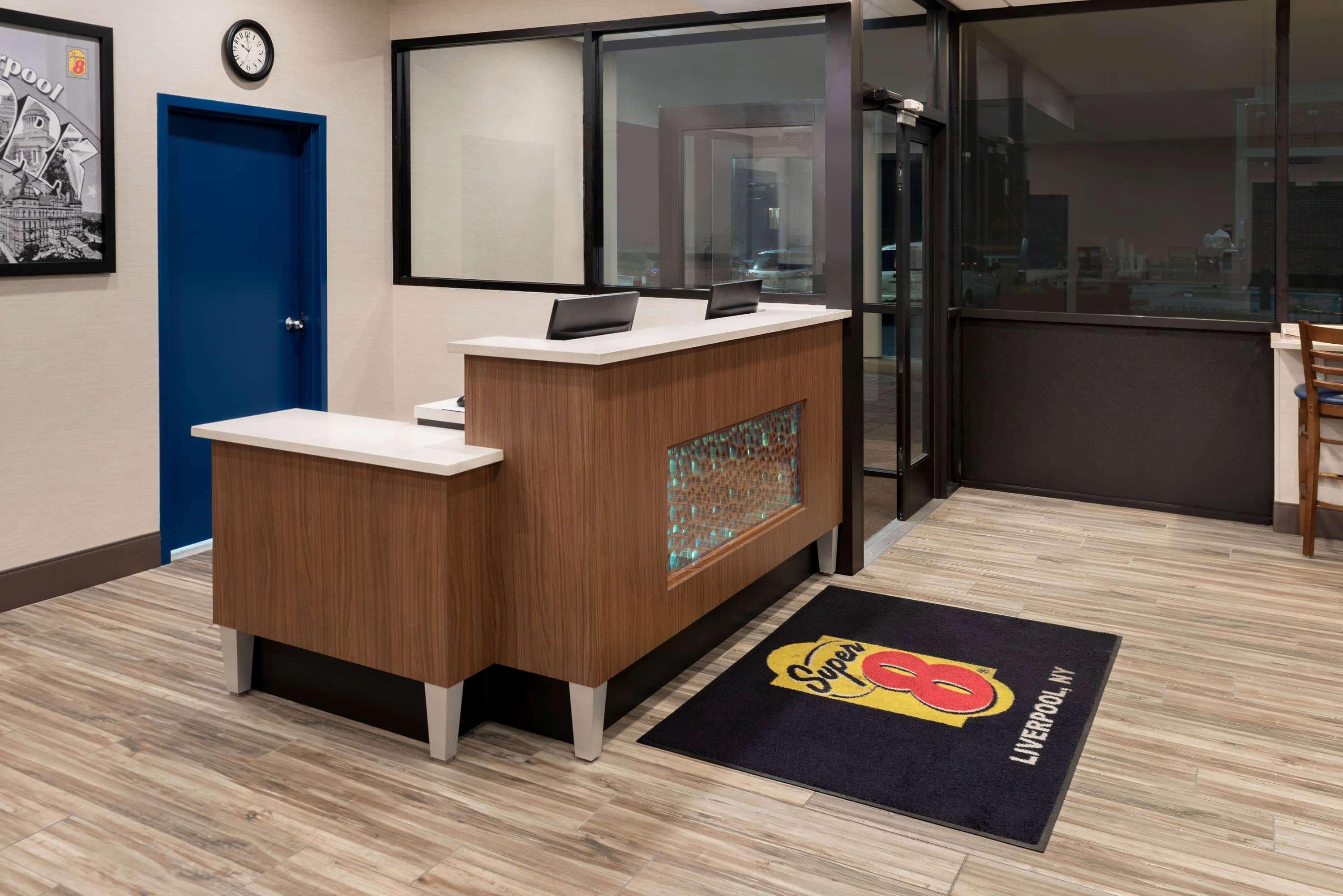 Super 8 By Wyndham Liverpool/Syracuse North Airport Exterior foto